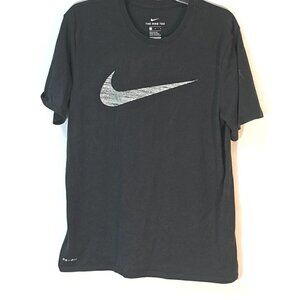 NIKE Big Center Swoosh Black VTG style Size Large T-Shirt Tee T Shirt EUC